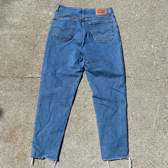 Levi’s Mom Jeans Size 29 - Picture 4 of 4